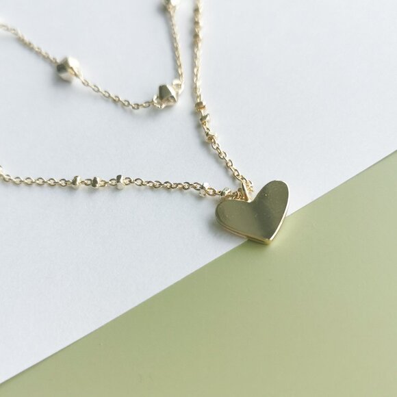 Kendra Scott Ari Heart Necklace - Gold - Picture 3 of 5